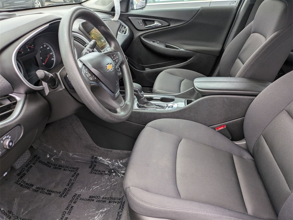 Thumbnail: 2024 Chevrolet Malibu - 23