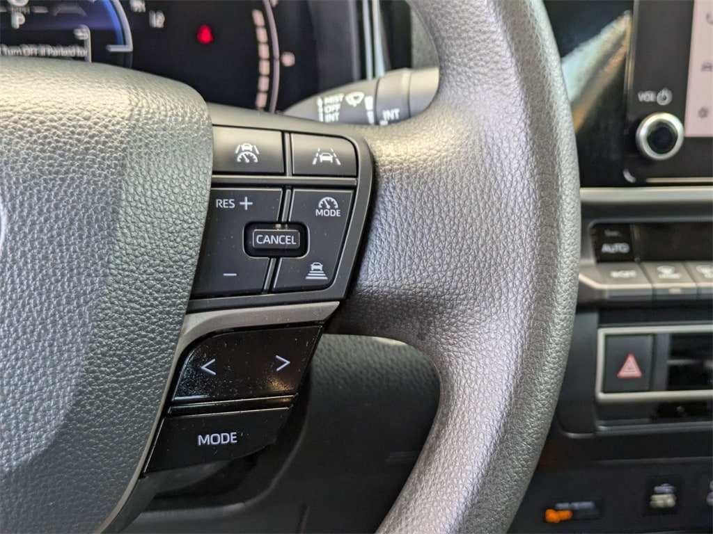 Thumbnail: 2025 Toyota Camry - 18