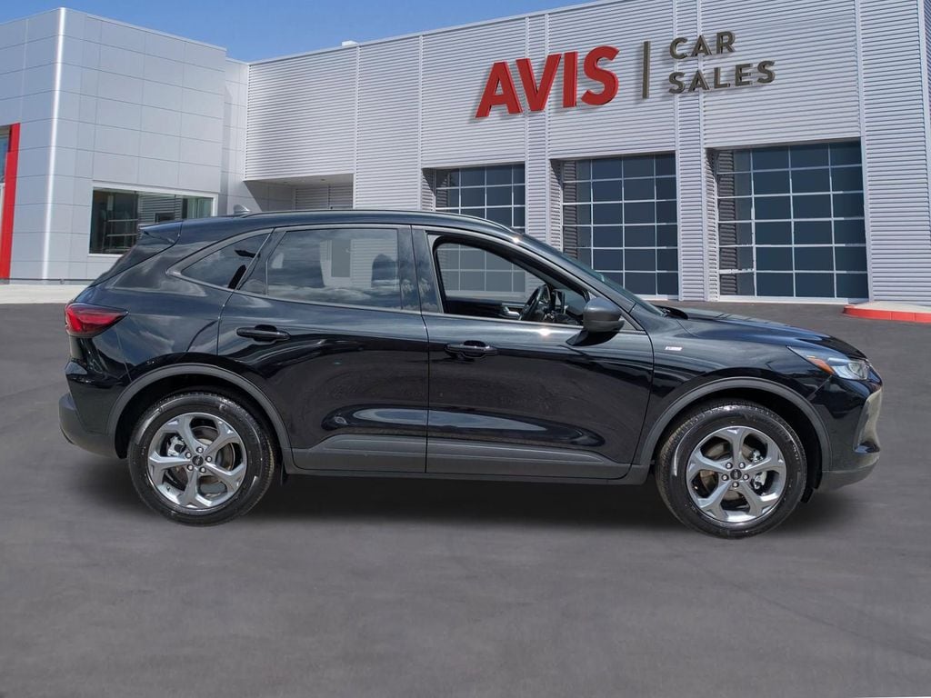 Thumbnail: 2025 Ford Escape - 5