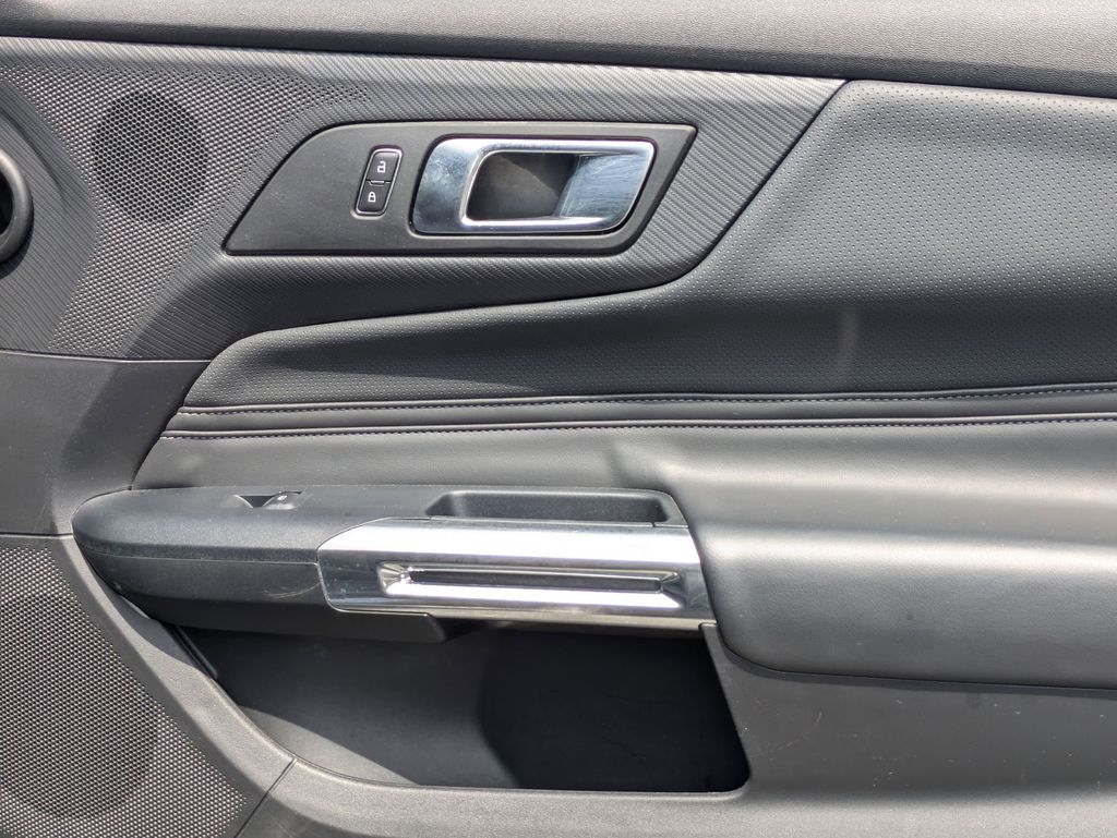 Thumbnail: 2025 Ford Mustang - 30