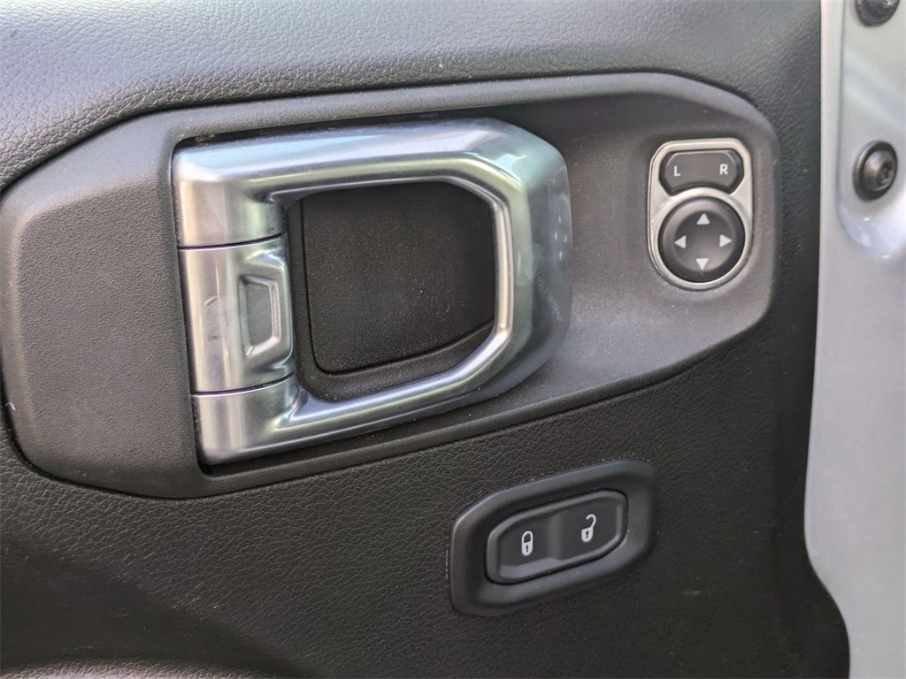 Thumbnail: 2023 Jeep Gladiator - 13