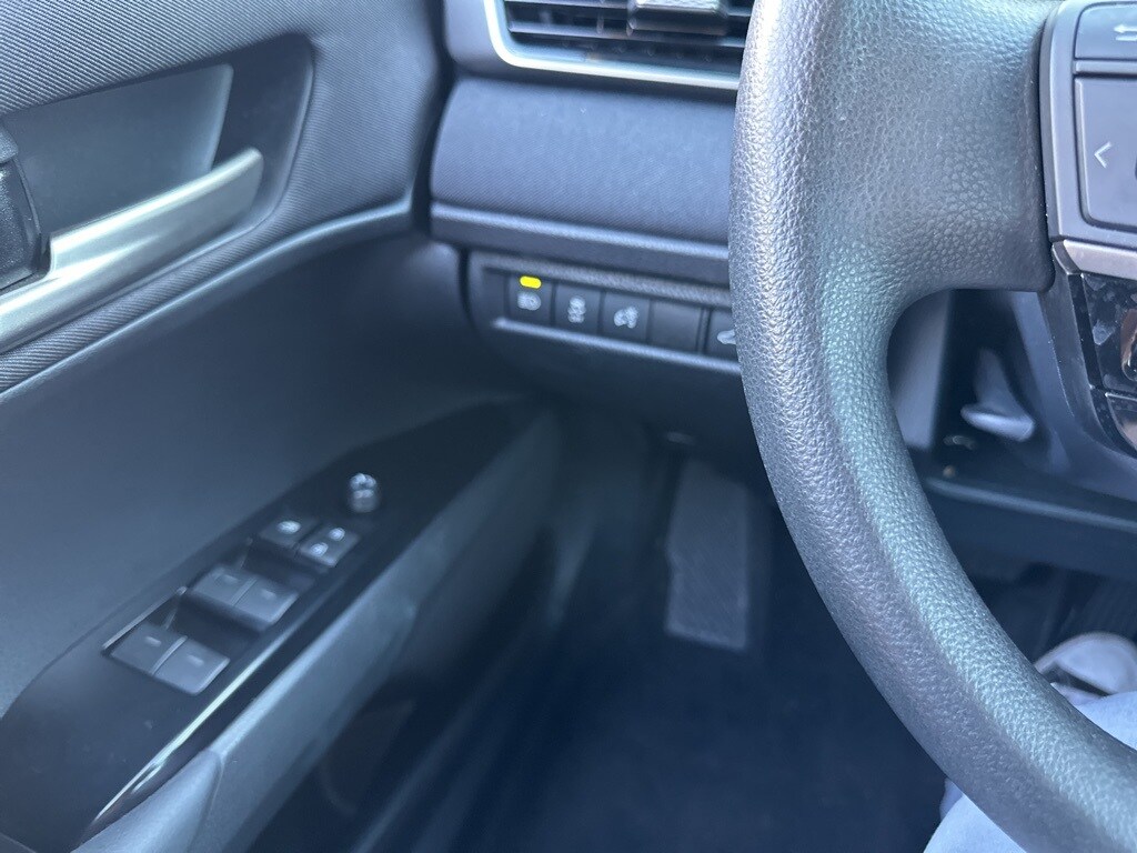 Thumbnail: 2025 Toyota Camry - 17