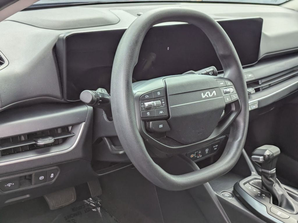Thumbnail: 2025 Kia K4 - 14