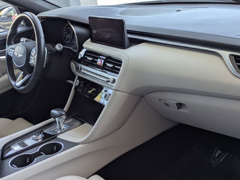 Thumbnail: 2025 Genesis G70 - 31