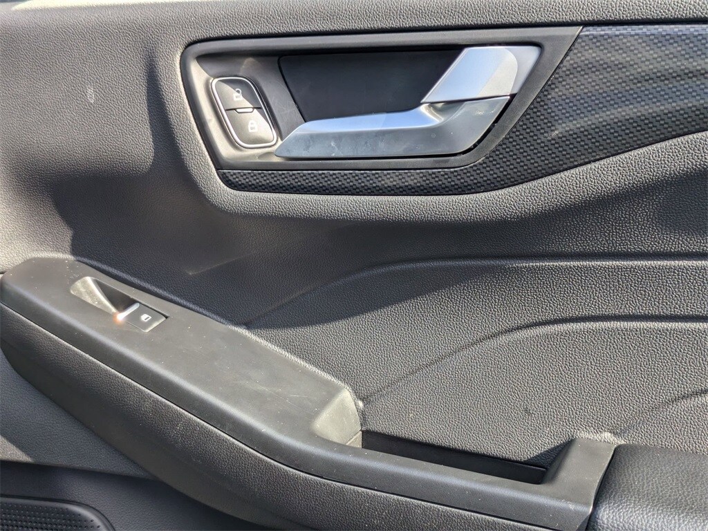 Thumbnail: 2025 Ford Escape - 33