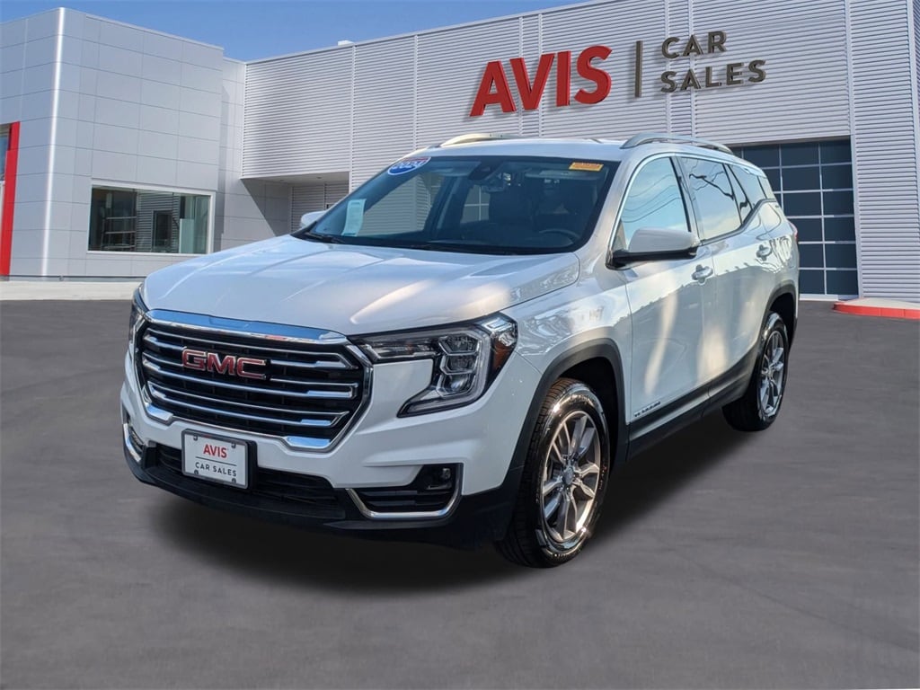 2024 GMC Terrain SLT's photo