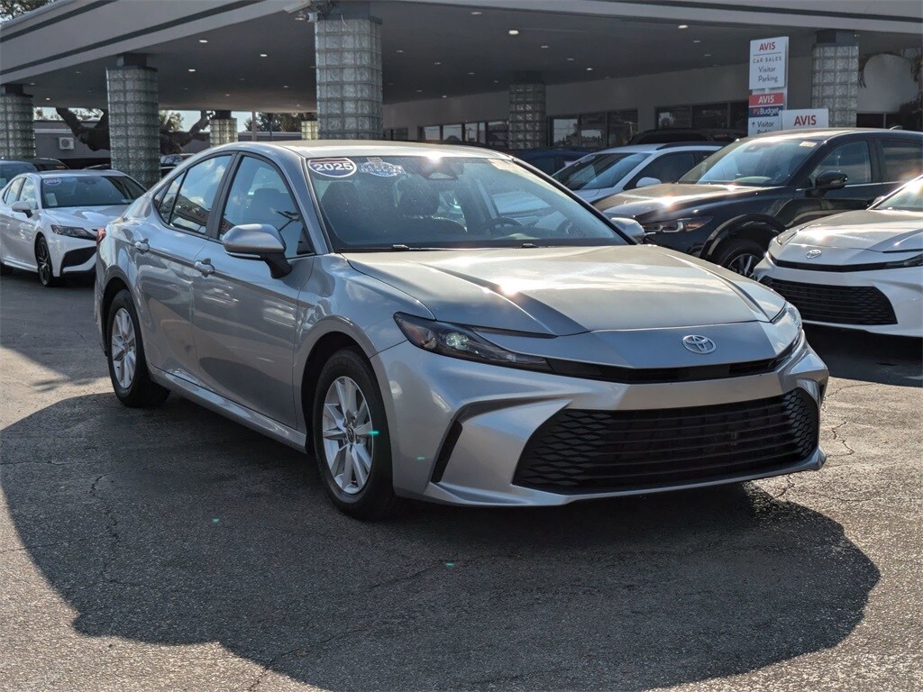 Thumbnail: 2025 Toyota Camry - 3
