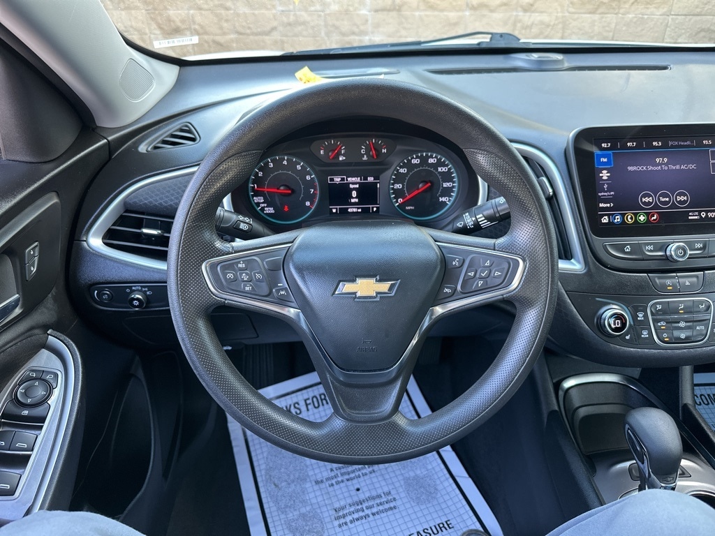 Thumbnail: 2023 Chevrolet Malibu - 19