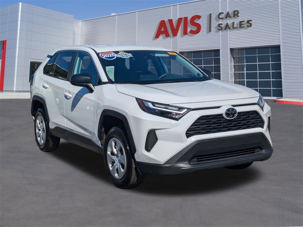 Thumbnail: 2025 Toyota RAV4 - 3