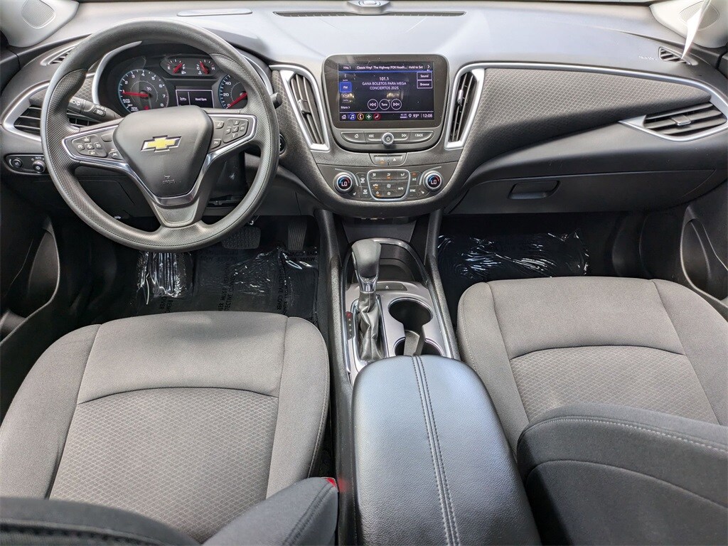 Thumbnail: 2023 Chevrolet Malibu - 24
