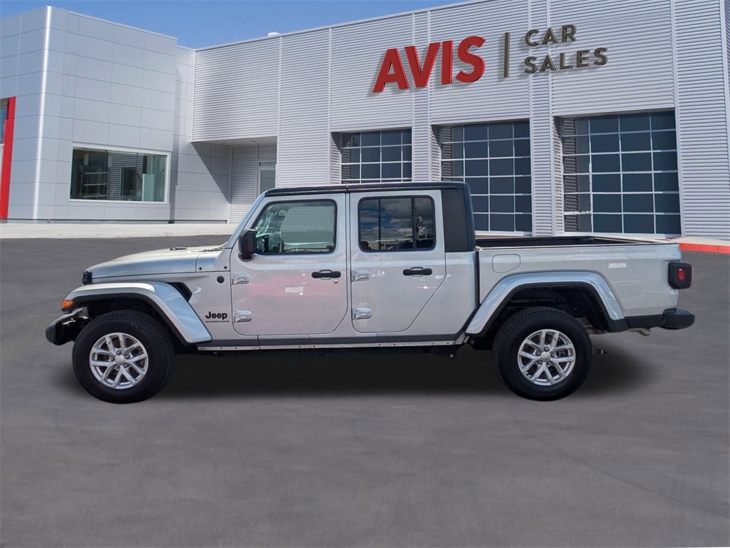 Thumbnail: 2023 Jeep Gladiator - 10