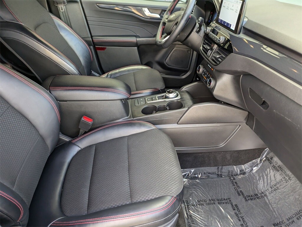 Thumbnail: 2025 Ford Escape - 30