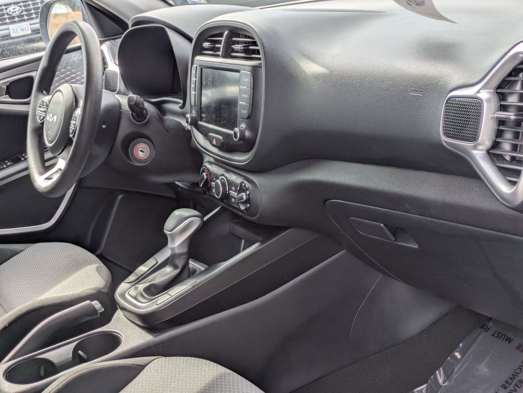 Thumbnail: 2023 Kia Soul - 30