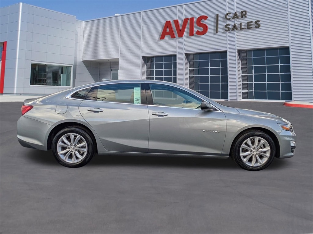 Thumbnail: 2024 Chevrolet Malibu - 4
