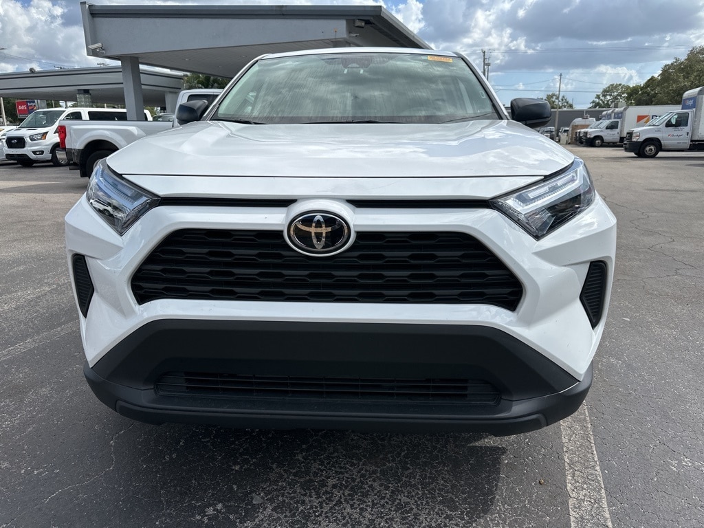 Thumbnail: 2025 Toyota RAV4 - 2
