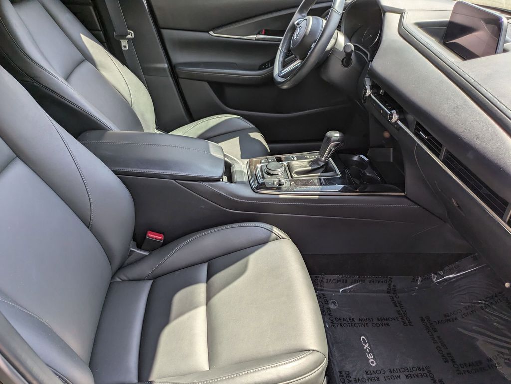 Thumbnail: 2025 Mazda CX-30 - 30