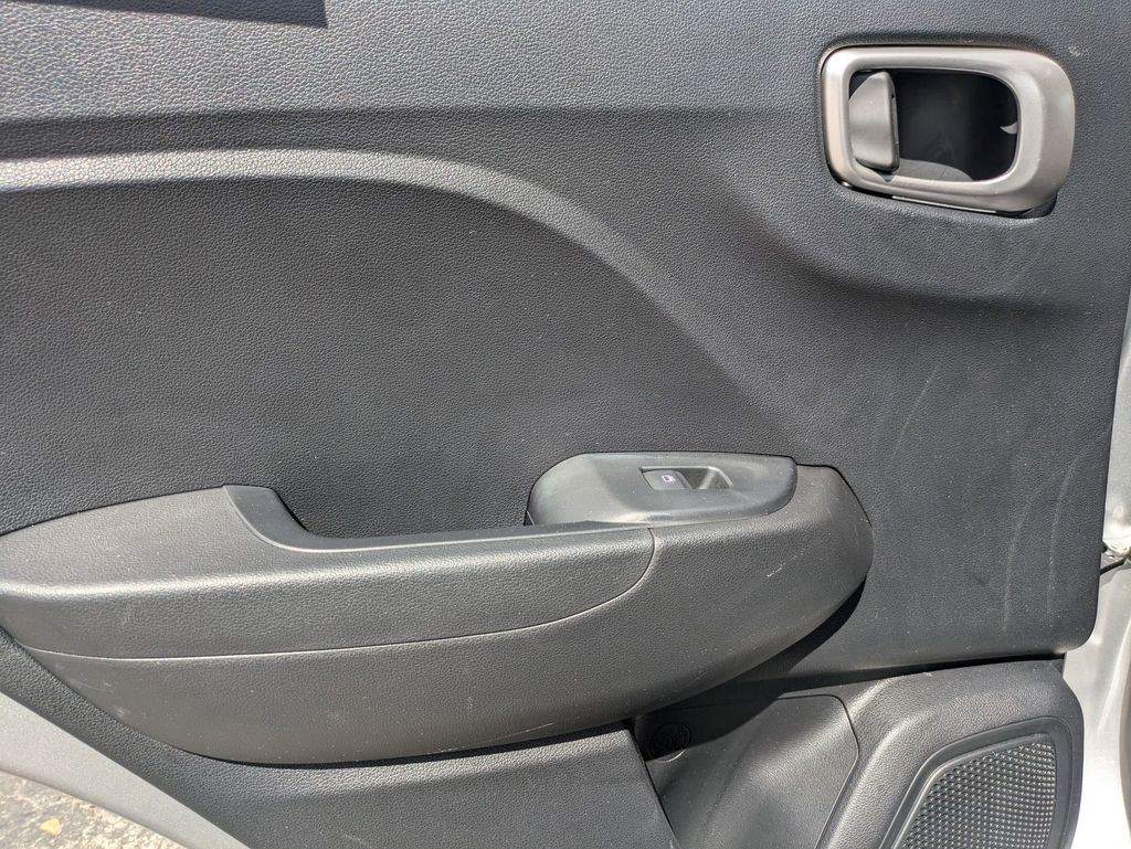 Thumbnail: 2025 Hyundai Venue - 24