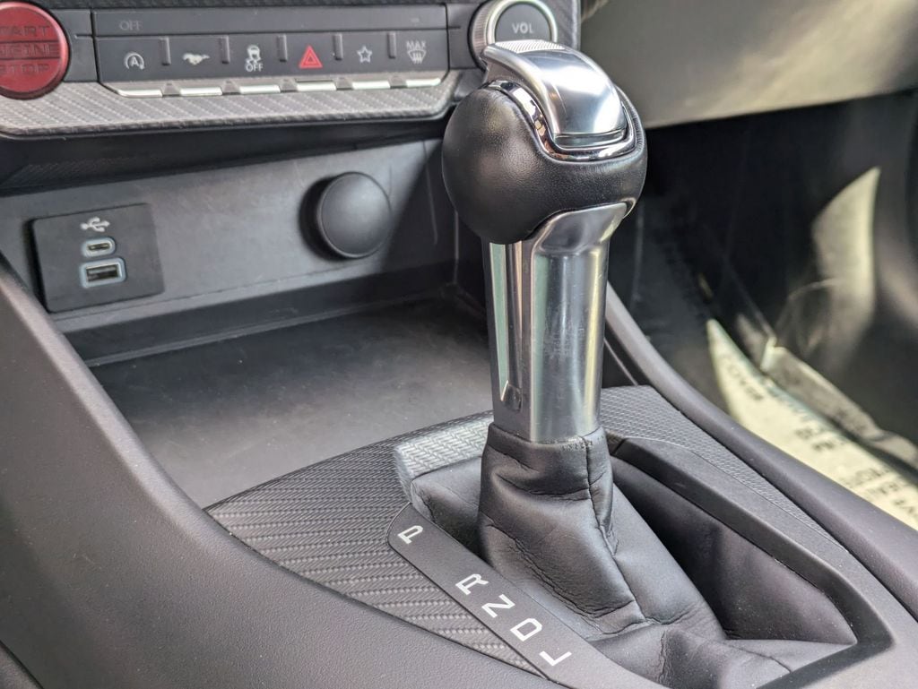 Thumbnail: 2025 Ford Mustang - 22