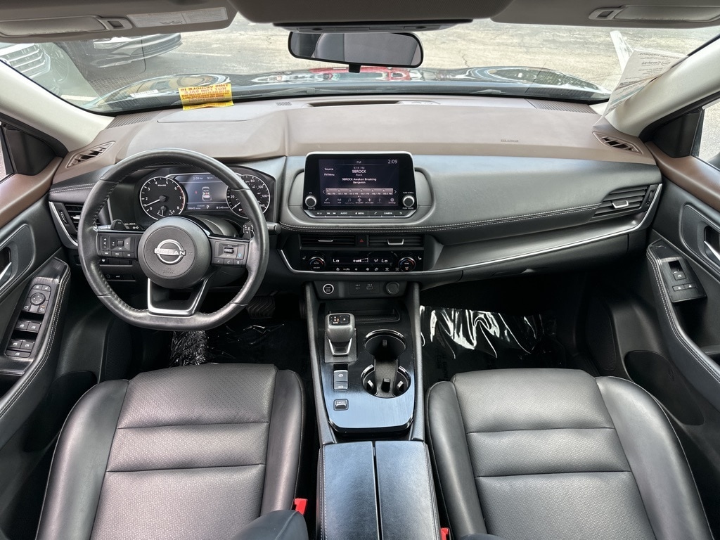 Thumbnail: 2023 Nissan Rogue - 15