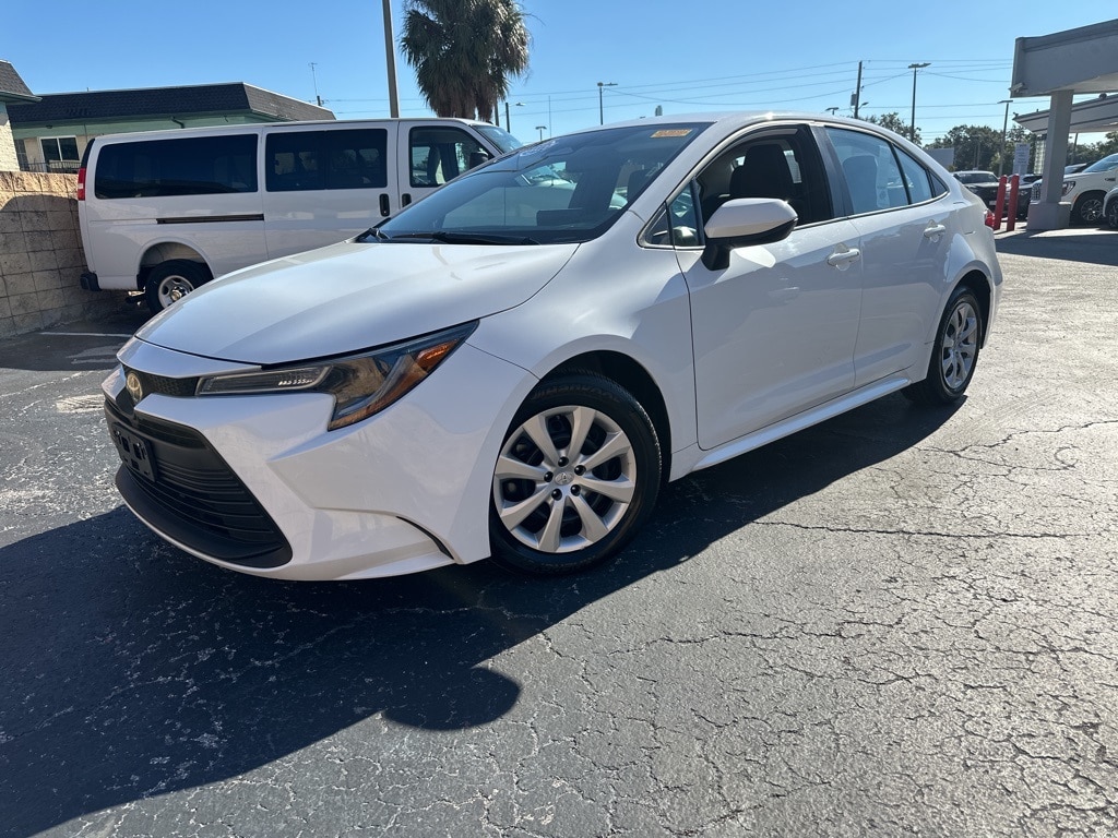 Thumbnail: 2024 Toyota Corolla - 1