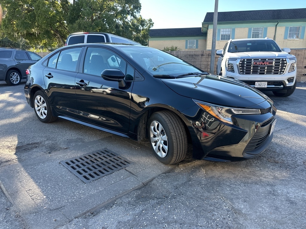 Thumbnail: 2024 Toyota Corolla - 3