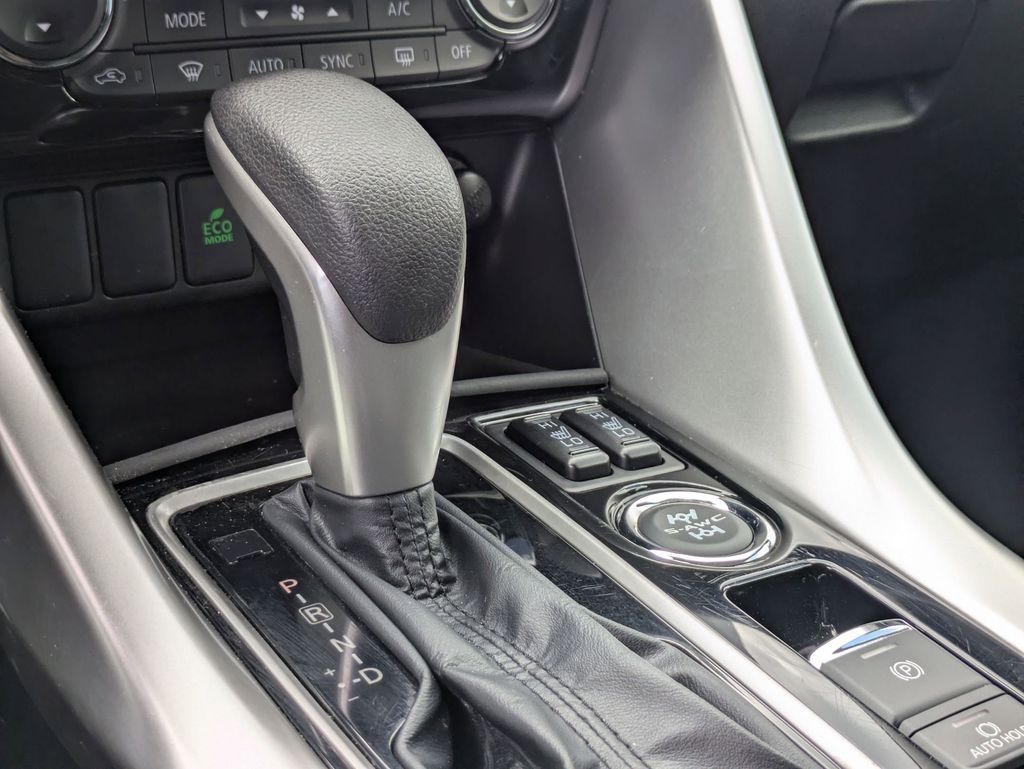 Thumbnail: 2025 Mitsubishi Eclipse Cross - 23