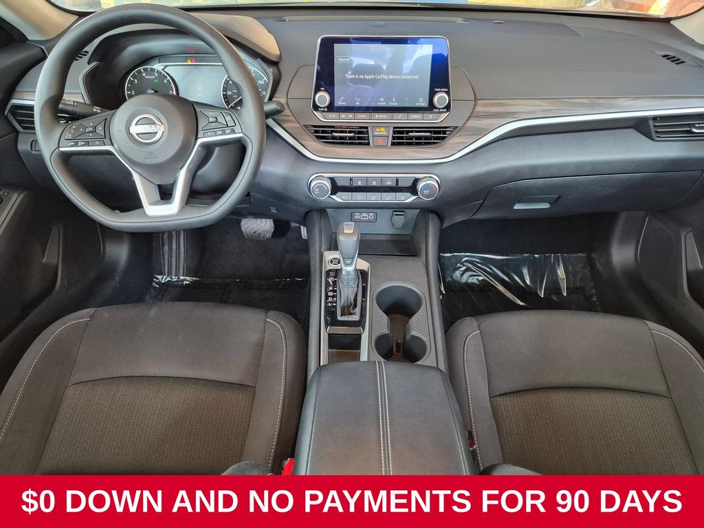 2025 Nissan Altima SV - Photo 23