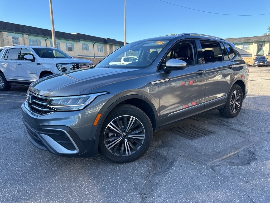 Certified 2024 Volkswagen Tiguan 2.0T SE SUV
