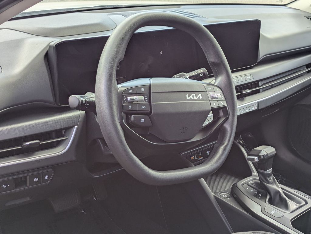 Thumbnail: 2025 Kia K4 - 14