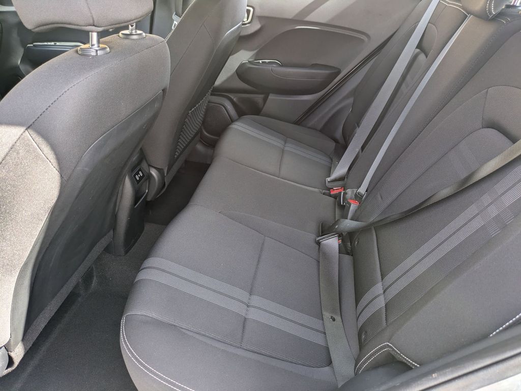 Thumbnail: 2025 Hyundai Venue - 26