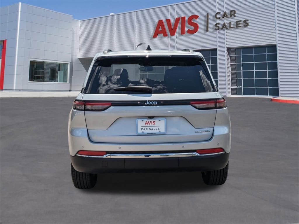 Image of 2024 Jeep Grand Cherokee Limited SUV
