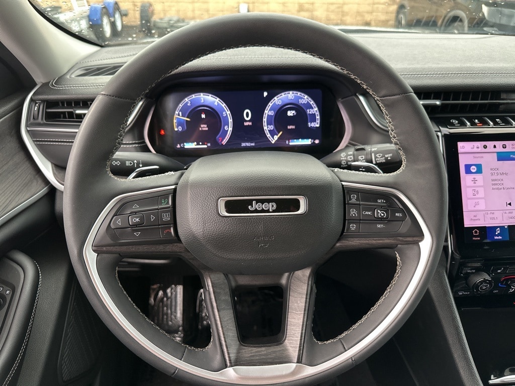 Thumbnail: 2024 Jeep Grand Cherokee - 21