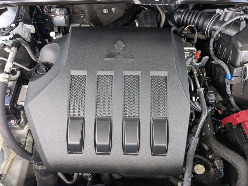 Thumbnail: 2025 Mitsubishi Eclipse Cross - 34