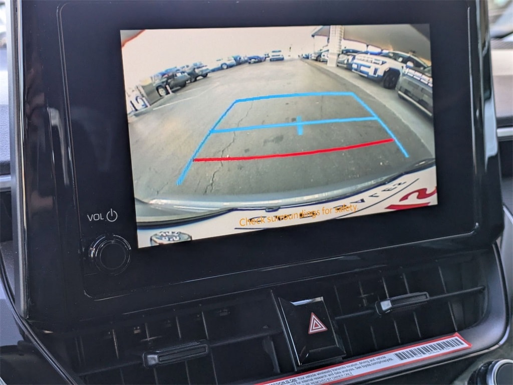 Thumbnail: 2025 Toyota Corolla - 18