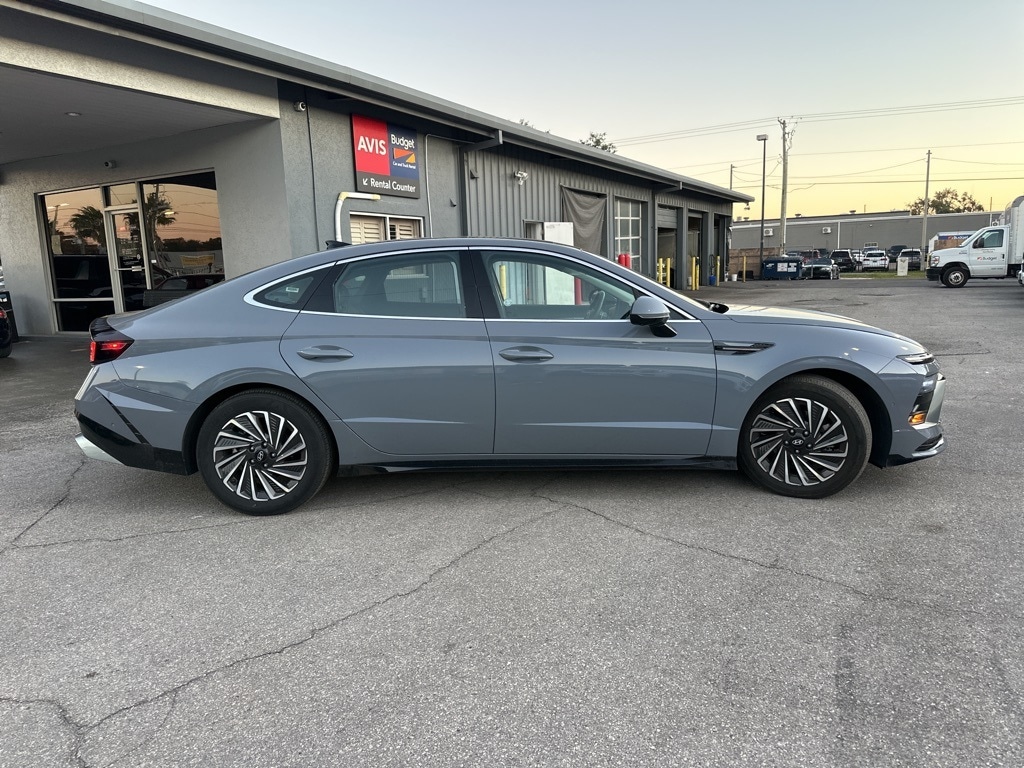 Certified 2024 Hyundai Sonata Hybrid Limited Sedan