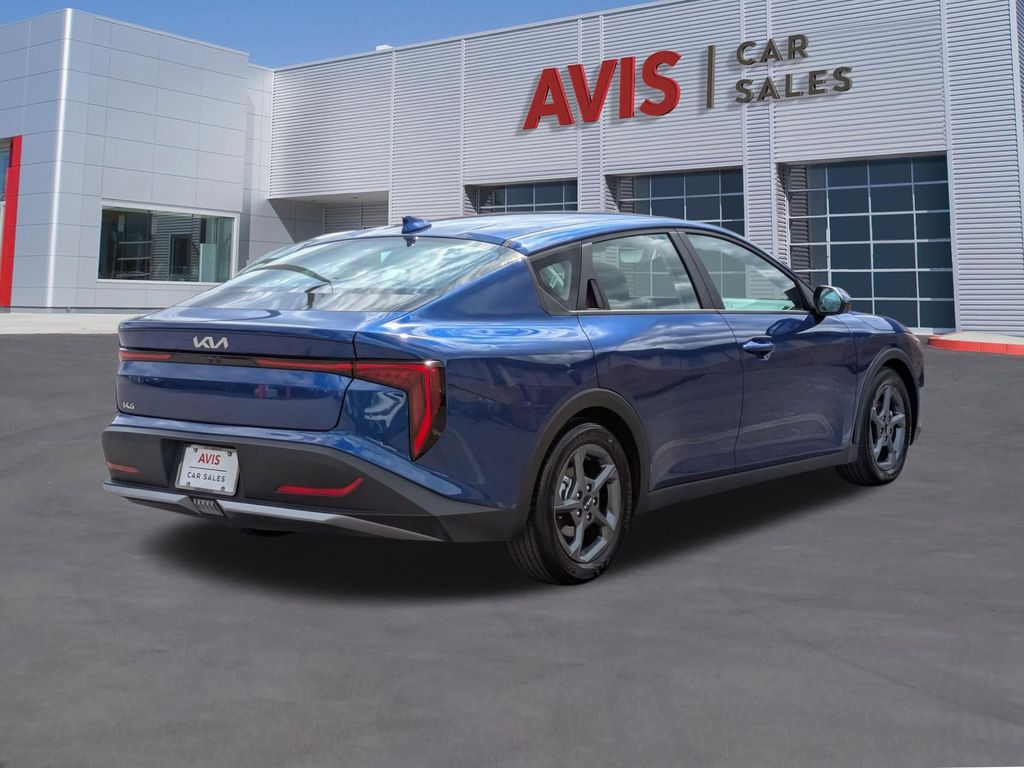Thumbnail: 2025 Kia K4 - 6