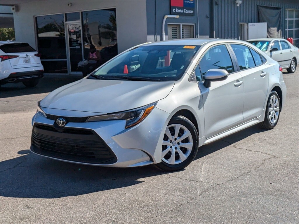 Certified 2025 Toyota Corolla LE Sedan
