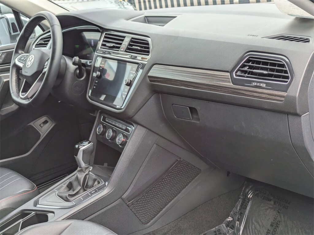 Thumbnail: 2024 Volkswagen Tiguan - 31
