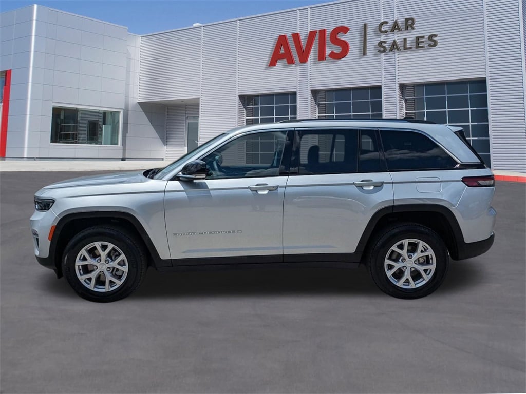 Image of 2024 Jeep Grand Cherokee Limited SUV