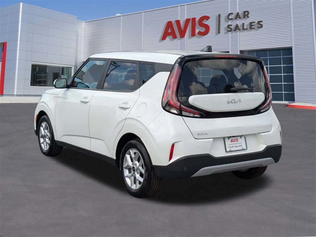 Thumbnail: 2023 Kia Soul - 9