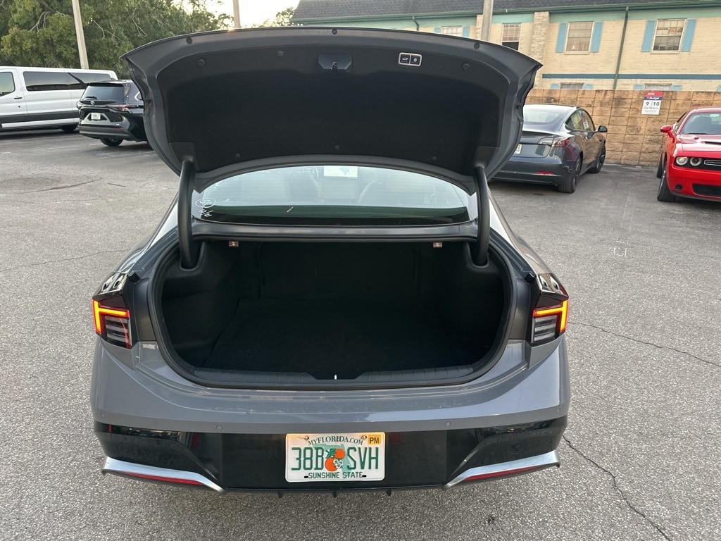 Thumbnail: 2024 Hyundai Sonata - 11