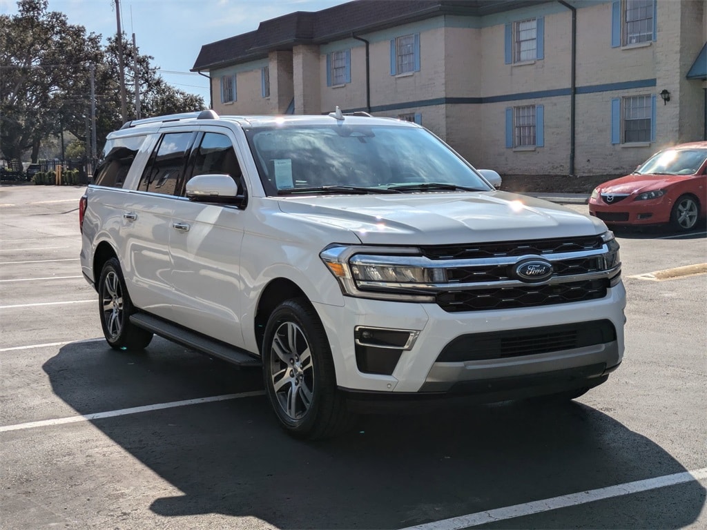 2024 Ford Expedition MAX Limited photo 3