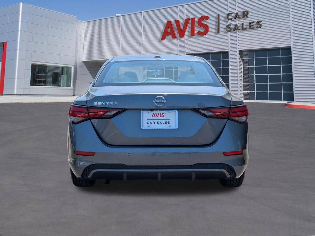 2025 Nissan Sentra SV - Photo 7