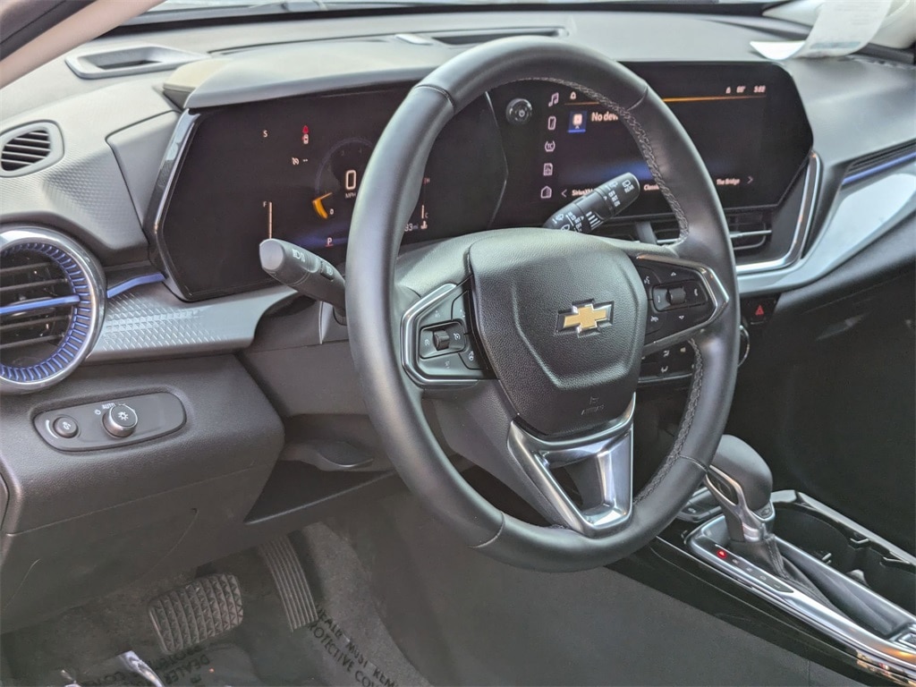 Thumbnail: 2025 Chevrolet Trax - 11