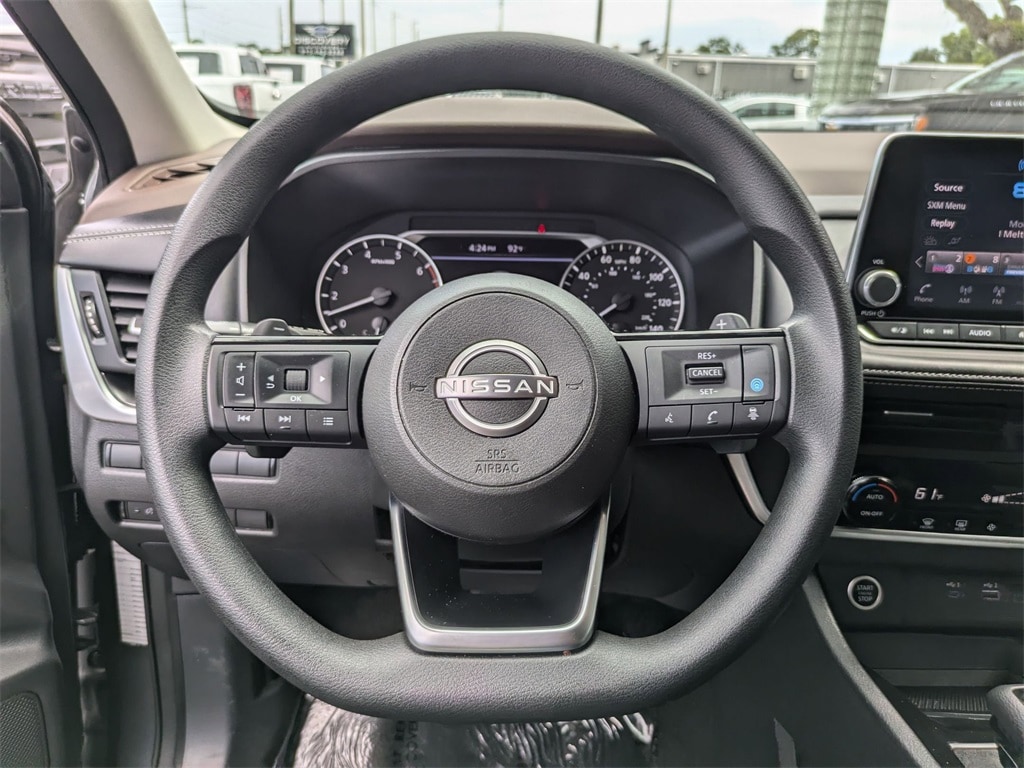 Thumbnail: 2023 Nissan Rogue - 21