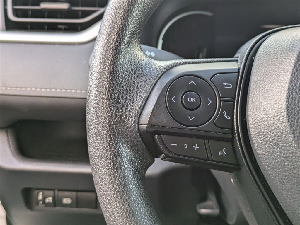 Thumbnail: 2024 Toyota RAV4 - 20