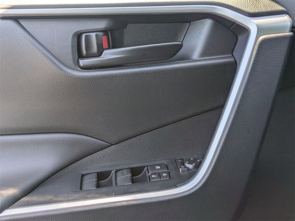 Thumbnail: 2025 Toyota RAV4 - 7