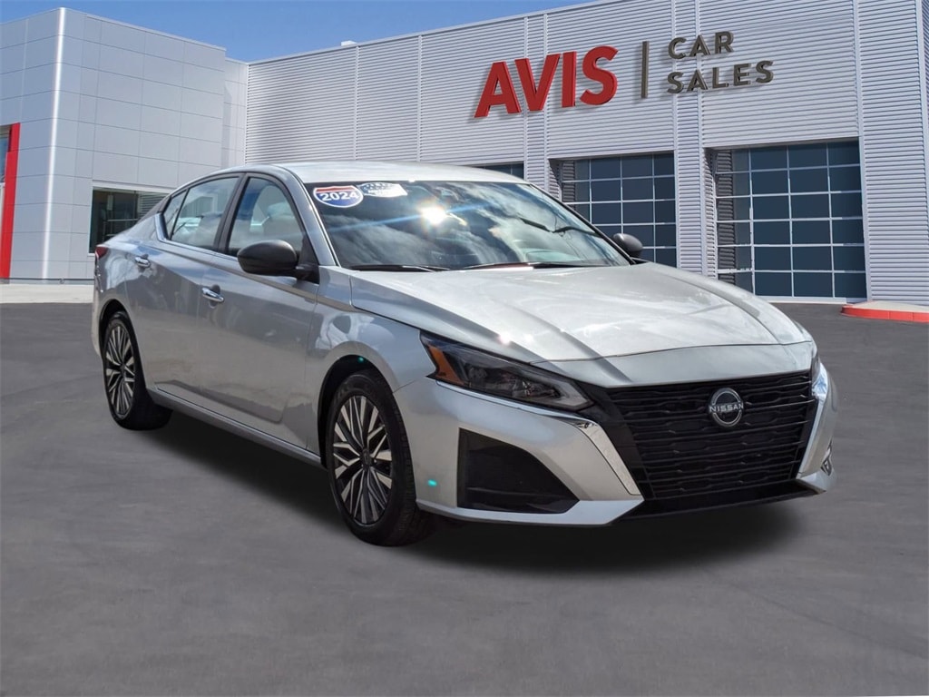 Thumbnail: 2024 Nissan Altima - 3