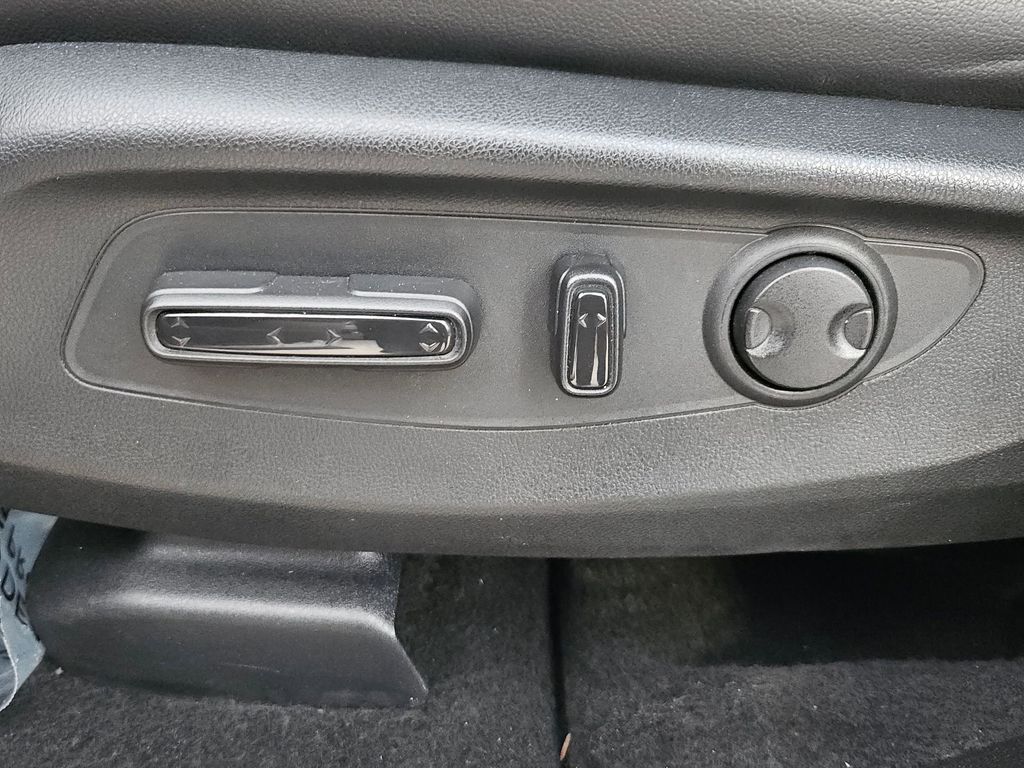 2025 Honda CR-V EX-L - Photo 13