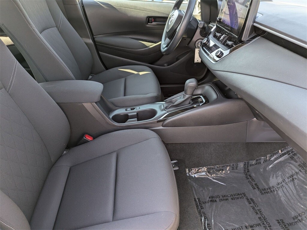 Thumbnail: 2025 Toyota Corolla - 30